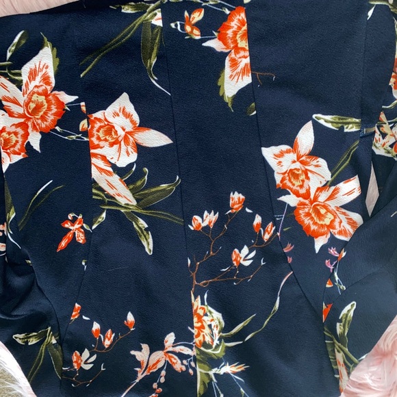 Fashion Model Blazer - Picture 5 of 5